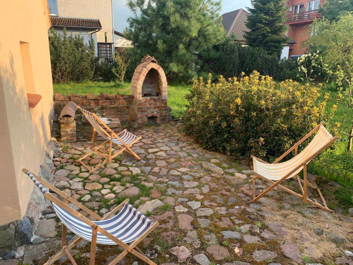 Oaza Pod Strzecha Klimatyczny Dom Z 3 Sypialniami Na Wylacznosc Z Kominkiem I Duzym Ogrodem Устроне-Морське Екстер'єр фото